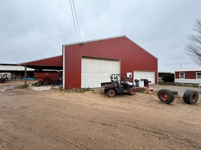 N5271 MADDEN ROAD, New London, WI 54961