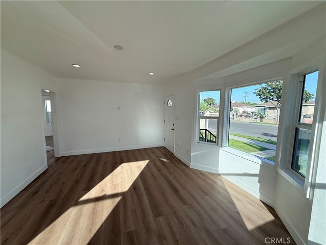 2513 Travers, Commerce, CA 90040