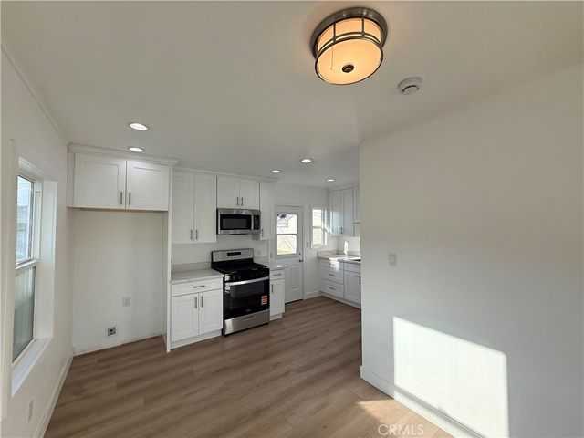 2513 Travers, Commerce, CA 90040