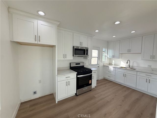 2513 Travers, Commerce, CA 90040