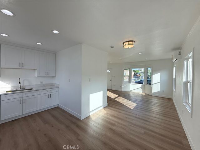2513 Travers, Commerce, CA 90040
