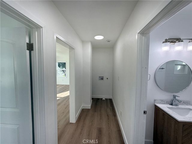 2513 Travers, Commerce, CA 90040