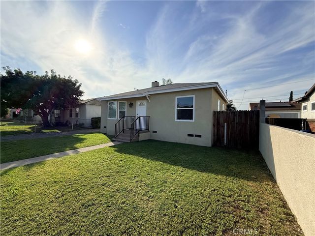 2513 Travers, Commerce, CA 90040