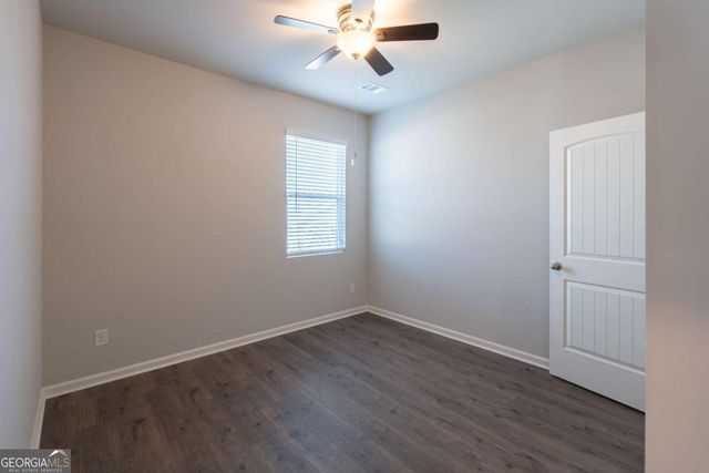 6872 Lake Overlook Lane, Flowery Branch, GA 30542