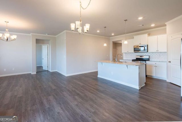 6872 Lake Overlook Lane, Flowery Branch, GA 30542