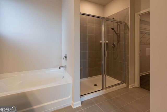 6872 Lake Overlook Lane, Flowery Branch, GA 30542