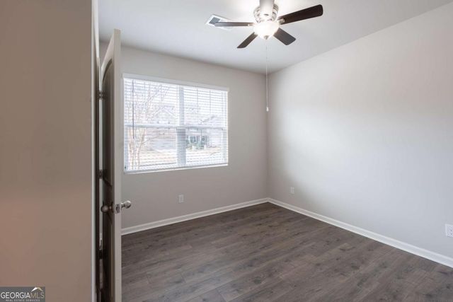 6872 Lake Overlook Lane, Flowery Branch, GA 30542