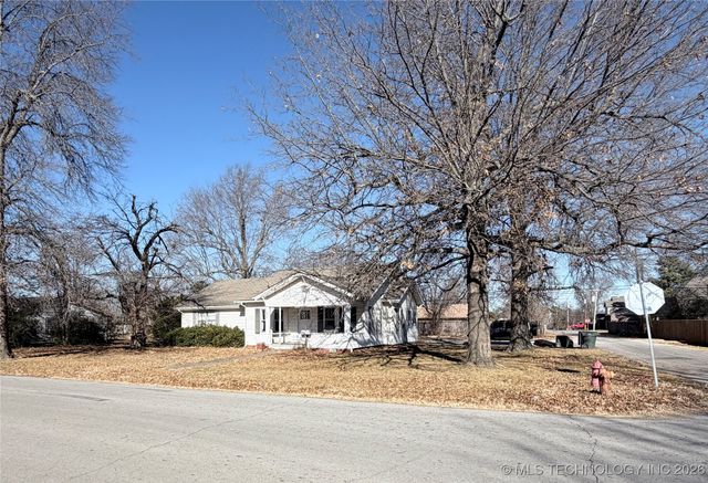 443 E Pine Street, Skiatook, OK 74070