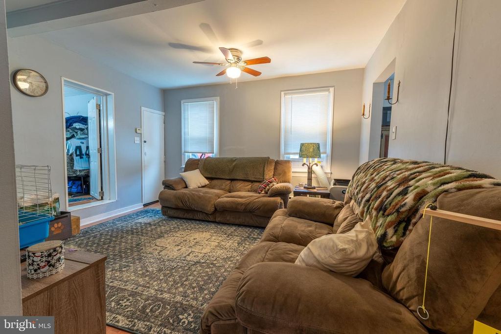 1419 W COLLEGE AVE, York, PA 17404