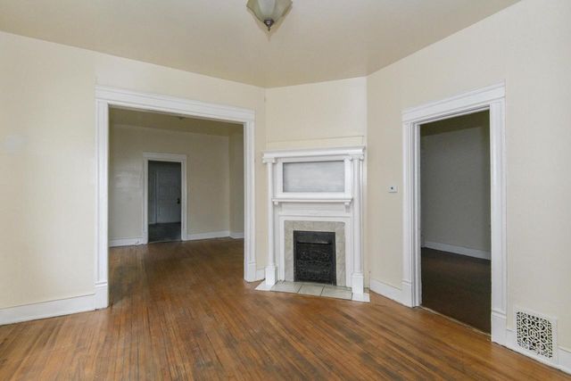 2477 N Richards STREET #2479, Milwaukee, WI 53212