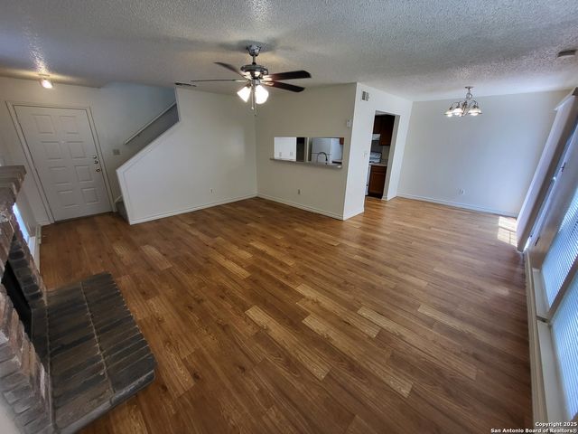 9940 Ardash Ln, San Antonio, TX 78250