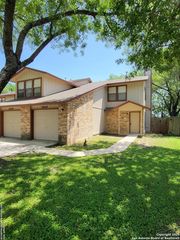 9940 Ardash Ln, San Antonio, TX 78250