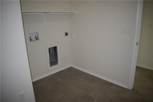1425 Berlin LN, Austin, TX 78753