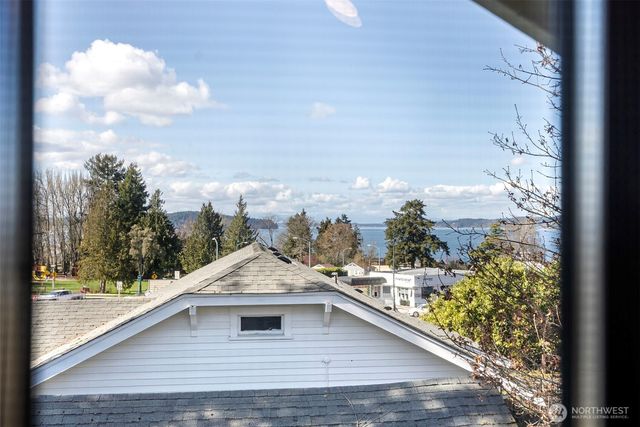 315 Steilacoom Street, Steilacoom, WA 98388