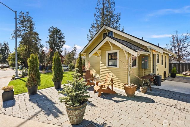 315 Steilacoom Street, Steilacoom, WA 98388