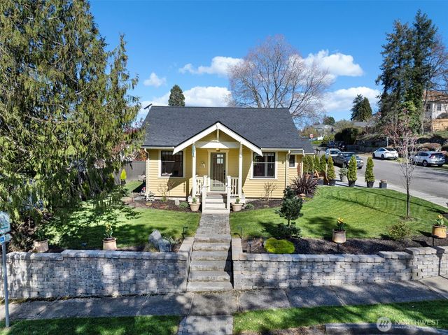 315 Steilacoom Street, Steilacoom, WA 98388