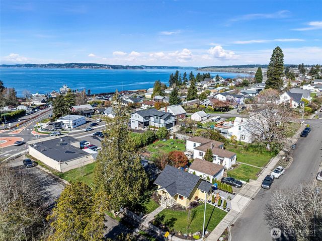315 Steilacoom Street, Steilacoom, WA 98388