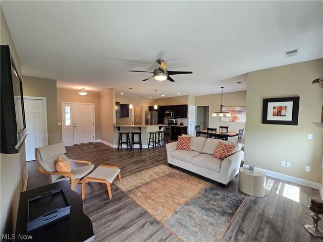 4980 Mandarin Drive, Seville, OH 44273