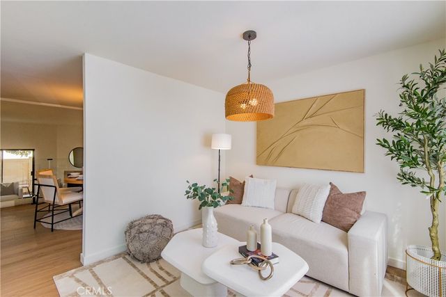 315 S Sierra Madre Boulevard G, Pasadena, CA 91107