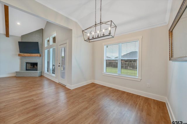 429 Laura Ln, Chandler, TX 75758