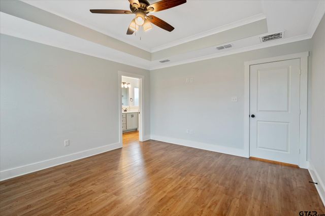 429 Laura Ln, Chandler, TX 75758