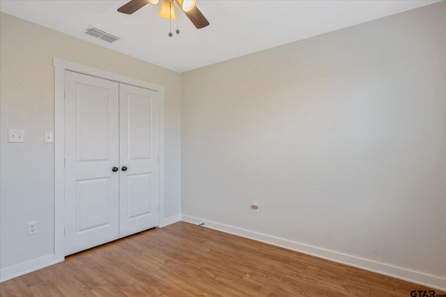 429 Laura Ln, Chandler, TX 75758
