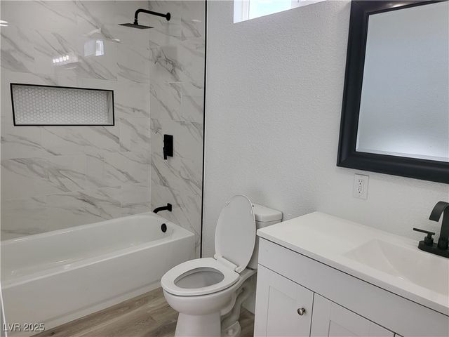 211 West Duck Creek Road, Pahrump, NV 89048