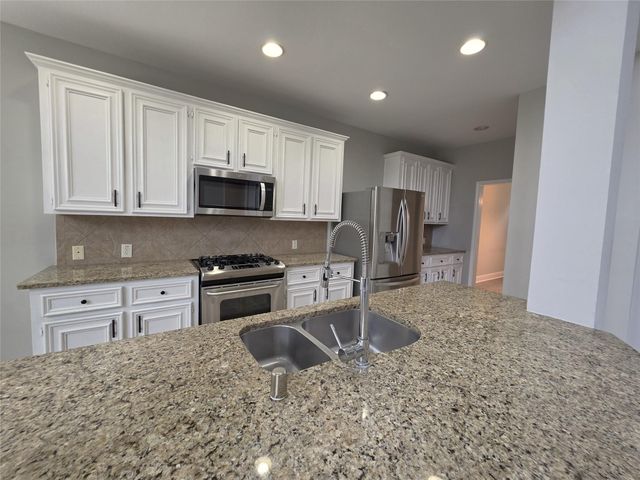 2813 Arbor Brook Lane, Pearland, TX 77584