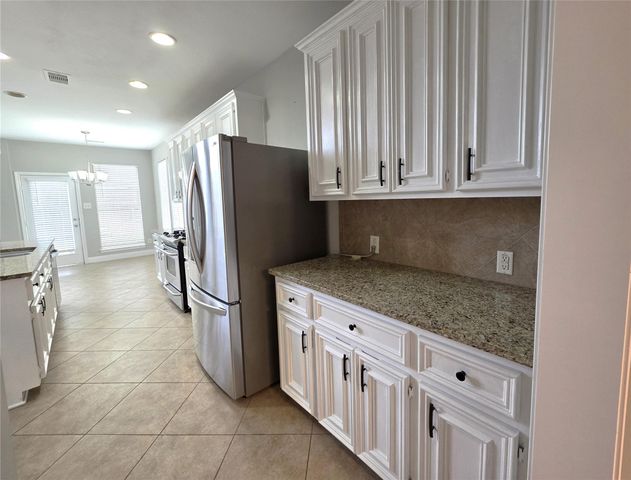 2813 Arbor Brook Lane, Pearland, TX 77584