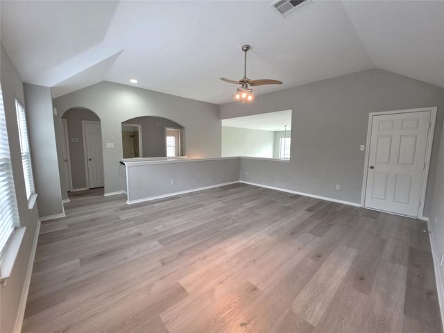 2813 Arbor Brook Lane, Pearland, TX 77584