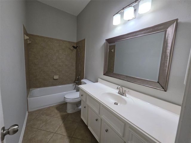 2813 Arbor Brook Lane, Pearland, TX 77584