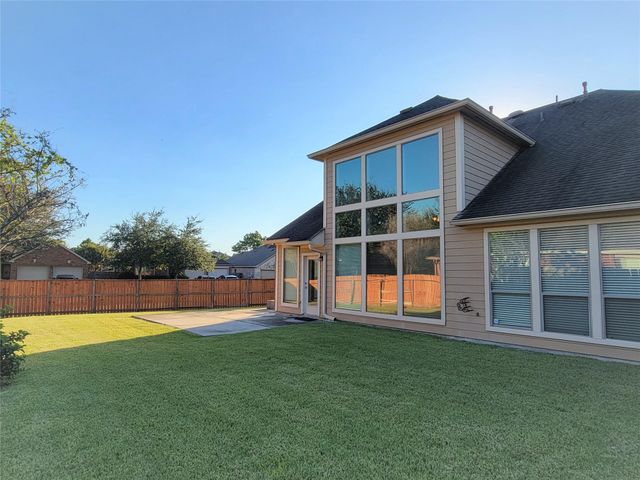 2813 Arbor Brook Lane, Pearland, TX 77584