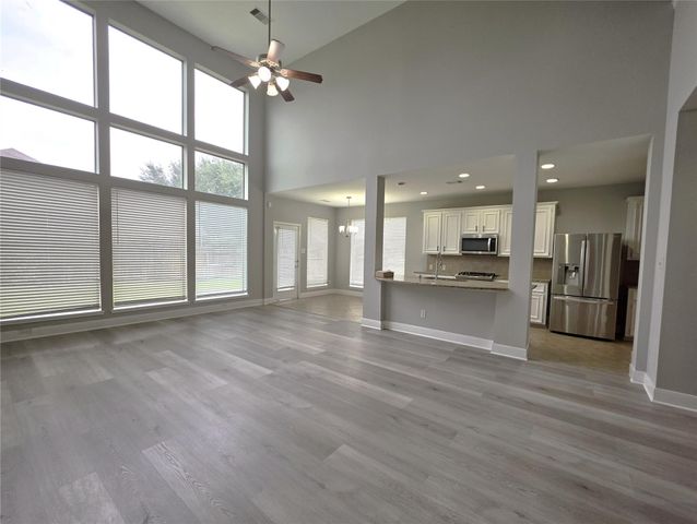 2813 Arbor Brook Lane, Pearland, TX 77584