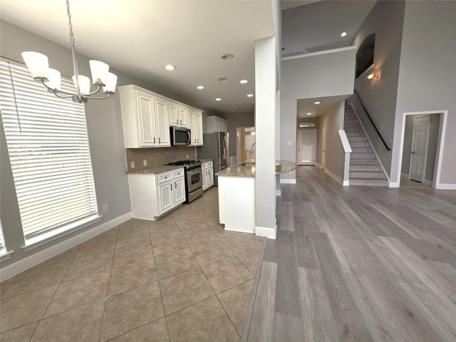 2813 Arbor Brook Lane, Pearland, TX 77584