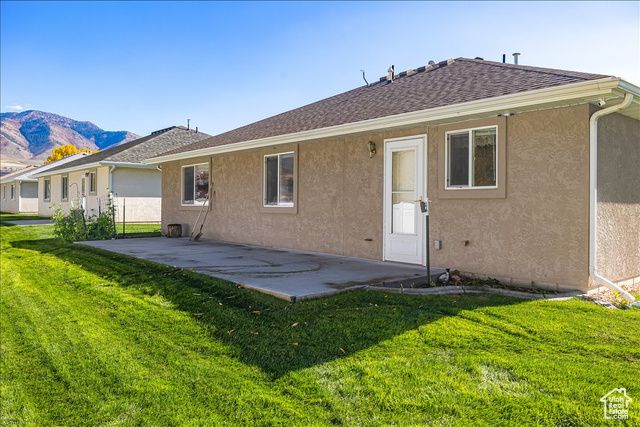 275 W 60 S, Hyde Park, UT 84318