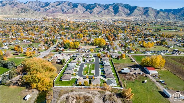 275 W 60 S, Hyde Park, UT 84318
