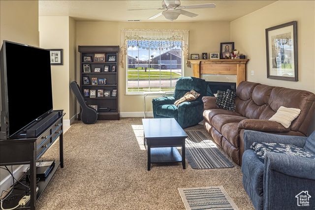 275 W 60 S, Hyde Park, UT 84318