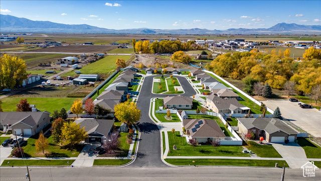 275 W 60 S, Hyde Park, UT 84318