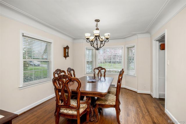 244 Kerby Road, Grosse Pointe Farms, MI 48236