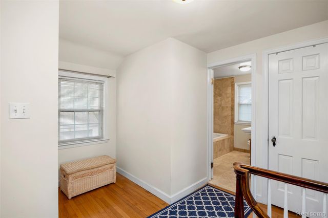 244 Kerby Road, Grosse Pointe Farms, MI 48236