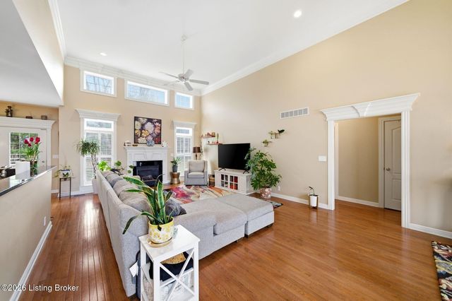 16704 Taddington Pl, Louisville, KY 40245