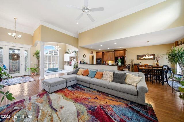 16704 Taddington Pl, Louisville, KY 40245