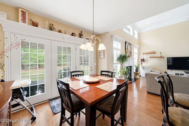 16704 Taddington Pl, Louisville, KY 40245