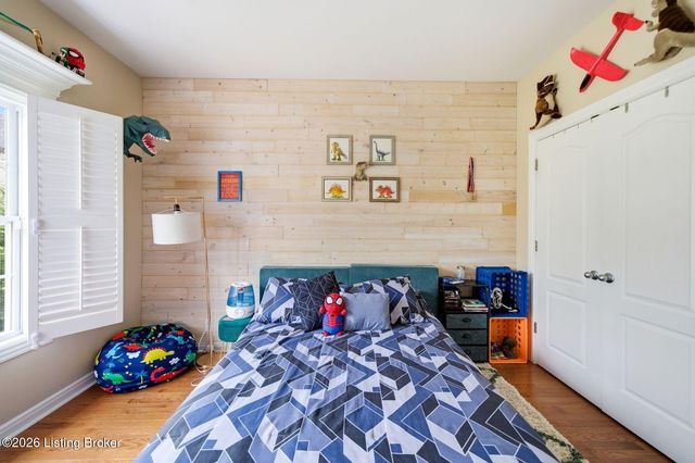 16704 Taddington Pl, Louisville, KY 40245