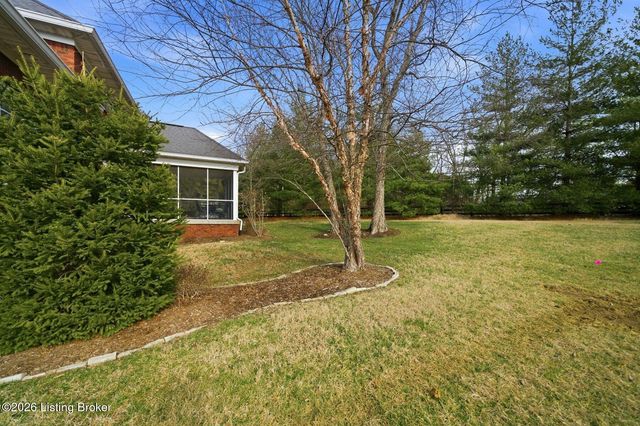 16704 Taddington Pl, Louisville, KY 40245