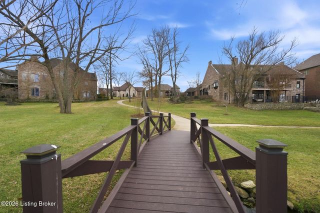 16704 Taddington Pl, Louisville, KY 40245