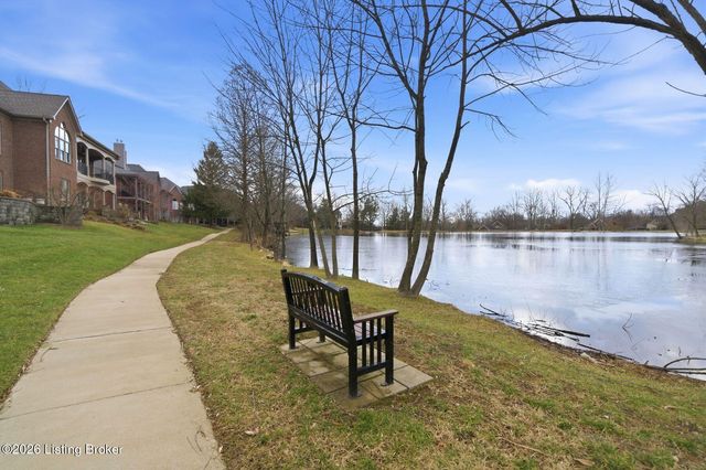 16704 Taddington Pl, Louisville, KY 40245