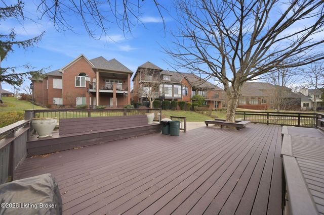 16704 Taddington Pl, Louisville, KY 40245