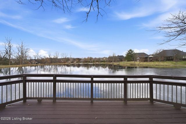 16704 Taddington Pl, Louisville, KY 40245