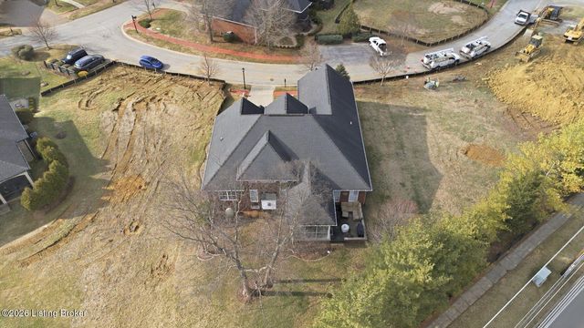 16704 Taddington Pl, Louisville, KY 40245